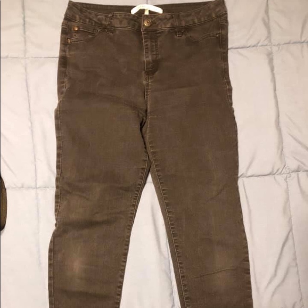 Celebrity Pink Mid Rise Skinny Jeans
